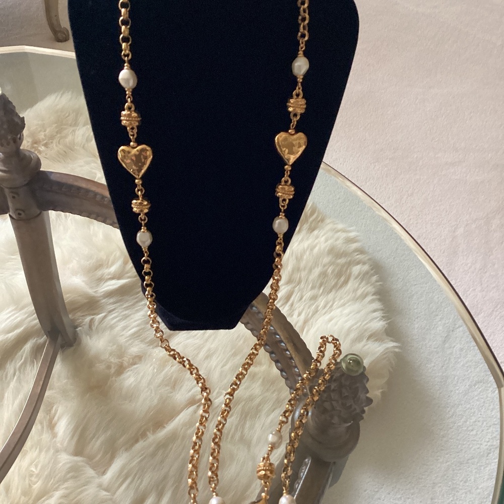 Vintage St. John gold/pearl/heart necklace